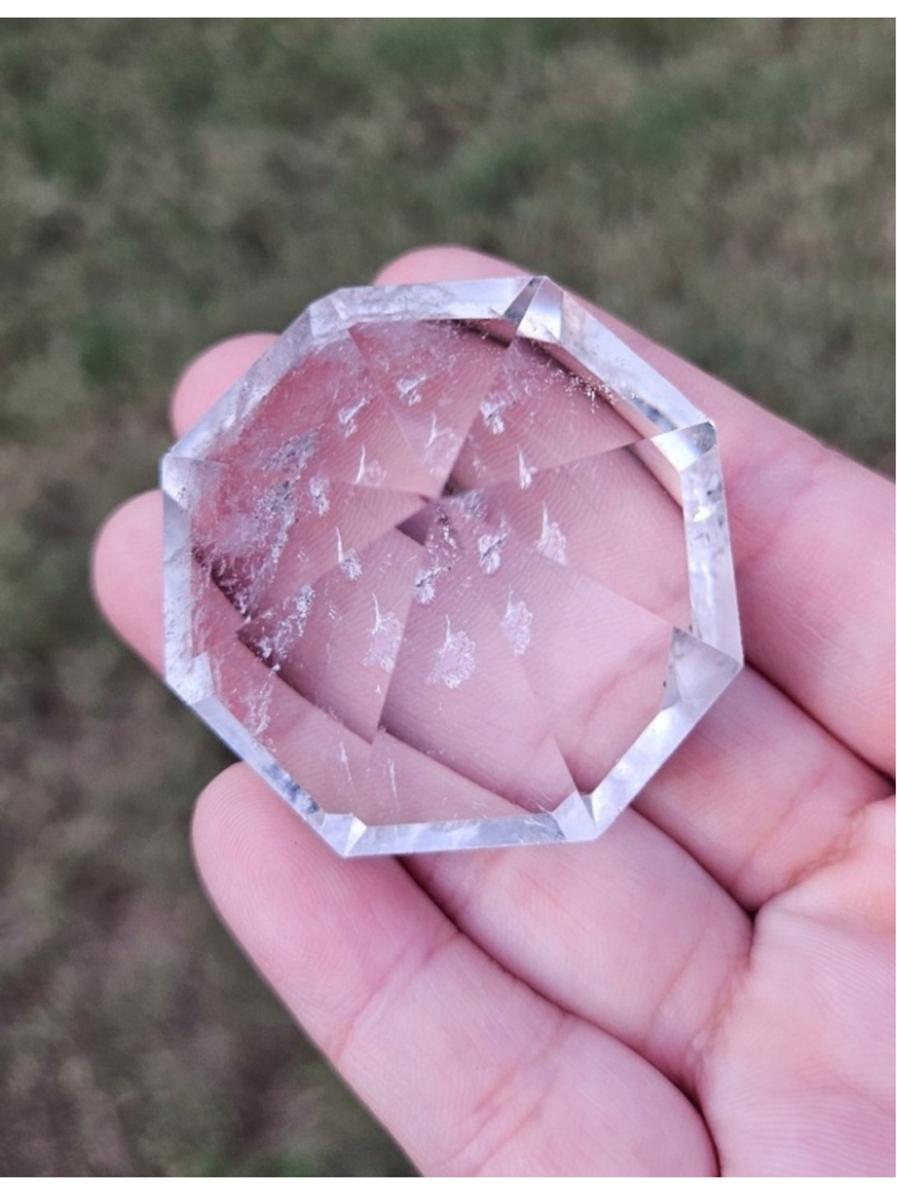 Clear quartz diamond 2 in